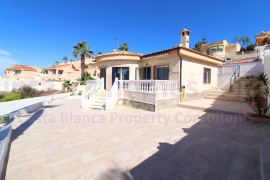 Doorverkoop - Detached House / Villa - Ciudad Quesada - La  Marquesa Golf