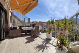 Resale - Apartment - Orihuela Costa - Villamartin