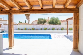 Doorverkoop - Detached House / Villa - Torrevieja - Torreta florida