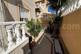 Resale - Detached House / Villa - Ciudad Quesada