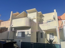 Townhouse / Semi-detached - Resale - Torrevieja - Torrevieja