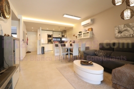 Resale - Apartment - Guardamar del Segura - El Raso