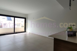 Reventa - Townhouse / Semi-detached - Torrevieja - El Acequión - Los Náufragos