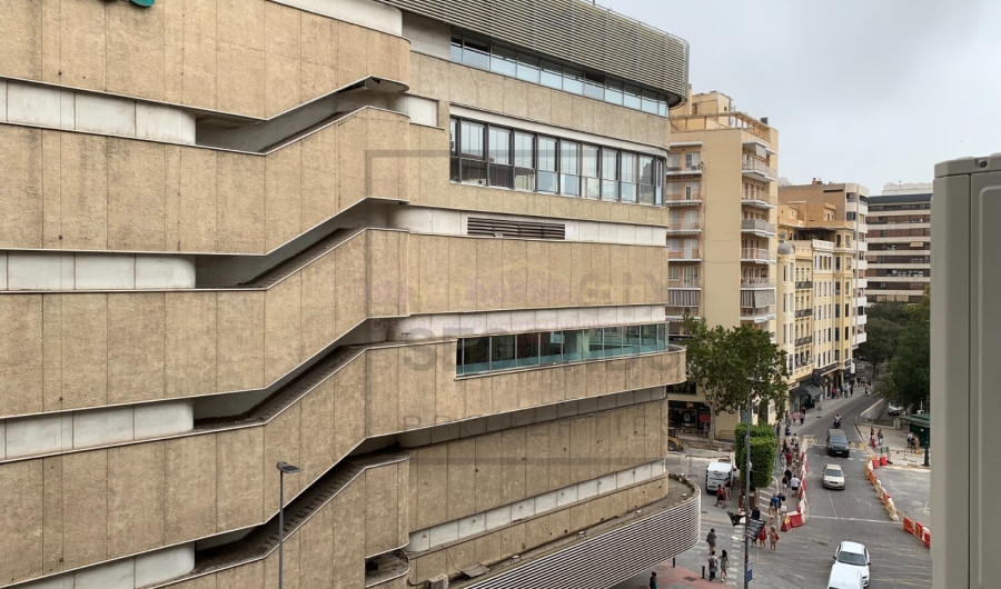 Resale - Apartment - Alicante - Centro