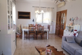 Doorverkoop - Villa - Los Montesinos - Los Montesinos - Urb. La Herrada