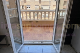 Resale - Apartment - Punta Prima - Punta Prima Torrevieja