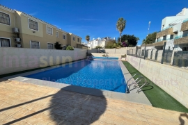 Resale - Townhouse / Semi-detached - Orihuela Costa - Villamartin