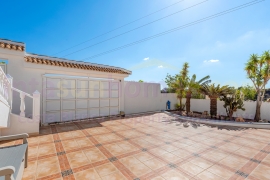 Resale - Detached House / Villa - Ciudad Quesada