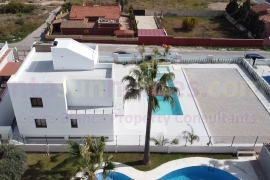 Reventa - Detached House / Villa - Torrevieja