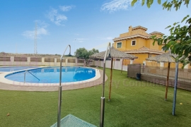 A Vendre - Townhouse / Semi-detached - Ciudad Quesada - Lo Marabu