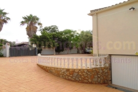 Resale - Detached House / Villa - Catral