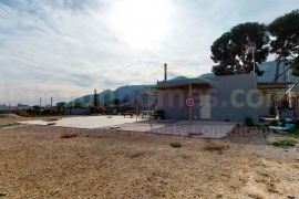 Resale - Country Property - Montepinar