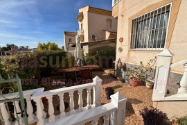 Resale - Detached House / Villa - Ciudad Quesada