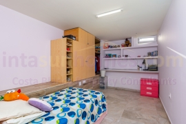 Resale - Townhouse / Semi-detached - Gran Alacant