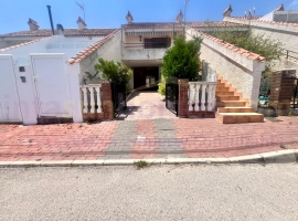 Townhouse / Semi-detached - Doorverkoop - Torrevieja - Los Balcones
