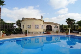 Resale - Detached House / Villa - Catral