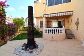 Resale - Apartment - Orihuela Costa - Playa Flamenca