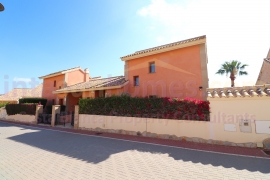 Resale - Detached House / Villa - Algorfa - La Finca Golf Resort