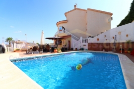 Doorverkoop - Detached House / Villa - Ciudad Quesada - La  Marquesa Golf