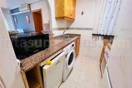 Resale - Apartment - Torrevieja - Centro