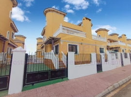 Townhouse / Semi-detached - A Vendre - Ciudad Quesada - Lo Marabu