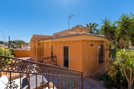 A Vendre - Detached House / Villa - Ciudad Quesada