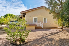 Resale - Detached House / Villa - Cabo Roig - MUY CERCA DE LA PLAYA