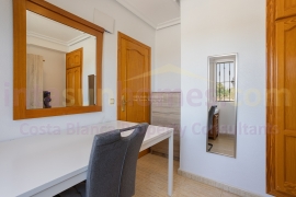 Resale - Townhouse / Semi-detached - Guardamar del Segura - Urb el raso