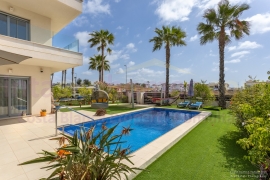 Reventa - Detached House / Villa - Orihuela - Vistabella Golf