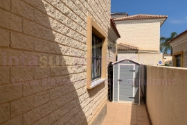 Resale - Detached House / Villa - Guardamar del Segura - EL RASO