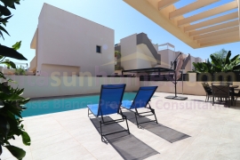 Resale - Detached House / Villa - Los Montesinos - La Herrada