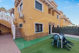 Doorverkoop - Townhouse / Semi-detached - Ciudad Quesada - Lo Marabu