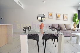 Doorverkoop - Appartement - Orihuela Costa - Los Altos