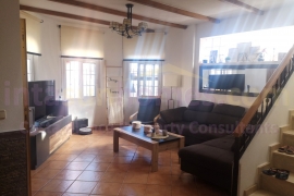 Resale - Detached House / Villa - Los Montesinos - La Herrada