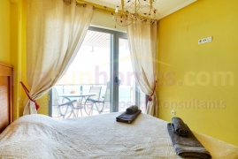 Resale - Apartment - Torrevieja - Playa del cura