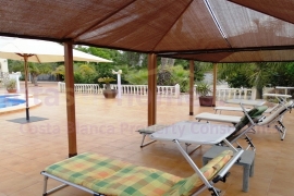 Resale - Detached House / Villa - Catral