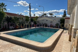 Reventa - Detached House / Villa - Ciudad Quesada