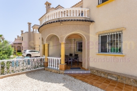 Resale - Townhouse / Semi-detached - Guardamar del Segura - Urb el raso