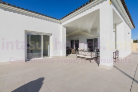 New build - Detached House / Villa - PINOSO - Campo