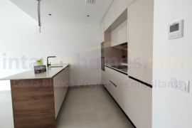 Reventa - Townhouse / Semi-detached - Torrevieja - El Acequión - Los Náufragos