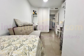 Resale - Apartment - Torrevieja - Centro