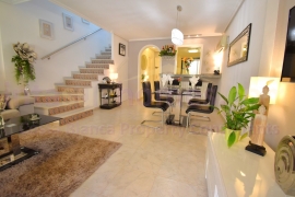 A Vendre - Townhouse / Semi-detached - Orihuela Costa - Lomas de Campoamor