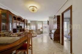 Resale - Apartment - Torrevieja - Centro