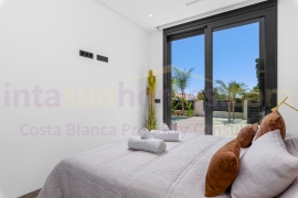 Resale - Detached House / Villa - El Campello - El Amerador