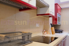 A Vendre - Townhouse / Semi-detached - Santa Pola