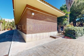 Resale - Detached House / Villa - San Juan de Alicante