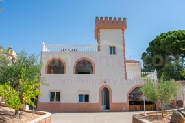 A Vendre - Detached House / Villa - Orihuela Costa - Mil Palmeras