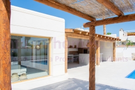 A Vendre - Detached House / Villa - Torrevieja - Torreta florida