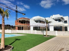 Detached House / Villa - Nieuwbouw - Pilar de La Horadada - Lo Romero Golf