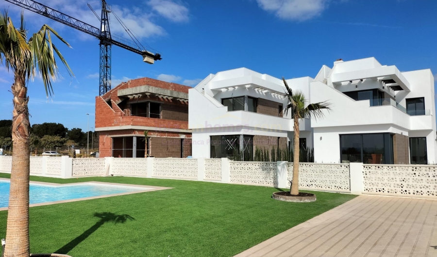 New build - Detached House / Villa - Pilar de La Horadada - Lo Romero Golf